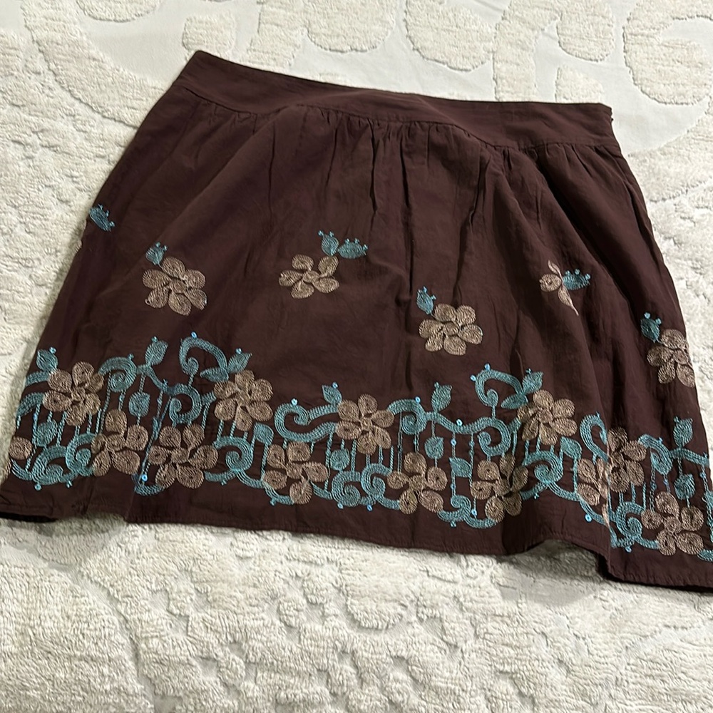 Boho mini skirt. Brown and blue w/sequins. ROMY. Size XL